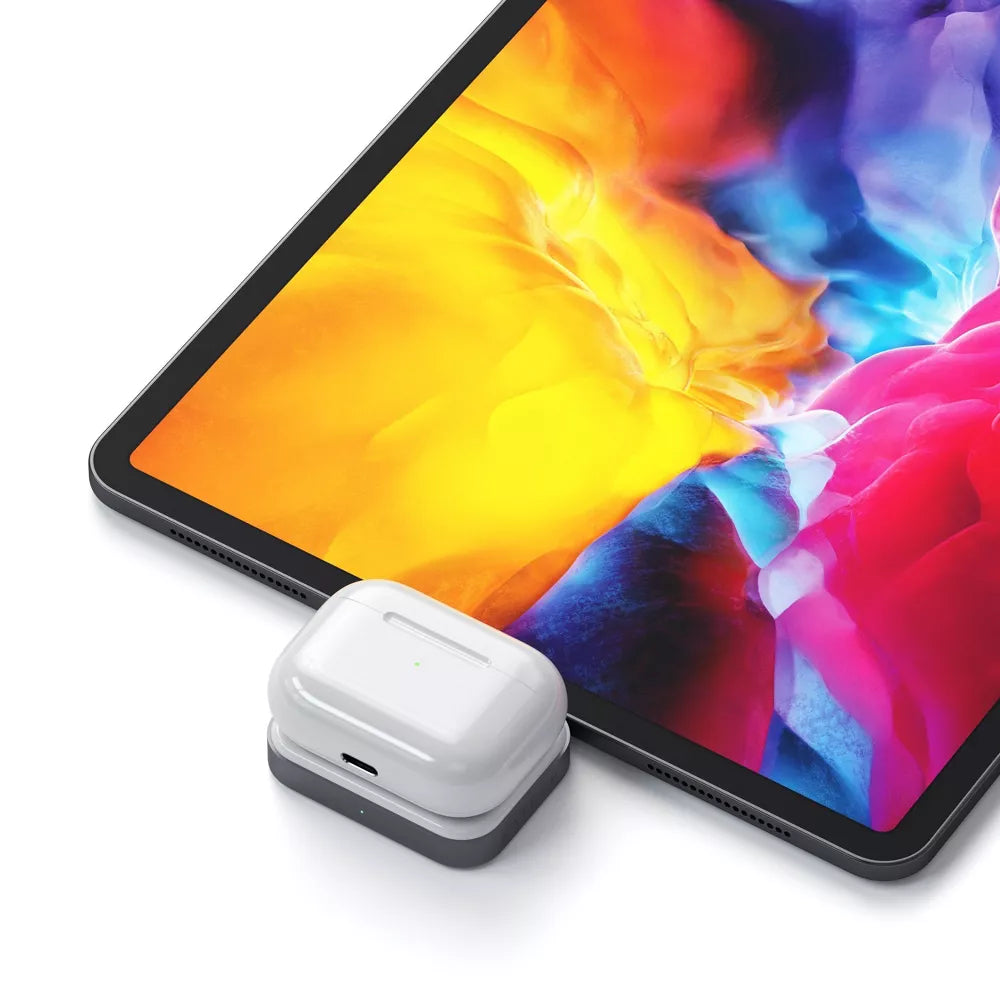 USB-C Compact Magnetic Wireless Charging Dock for Wireless Earbuds